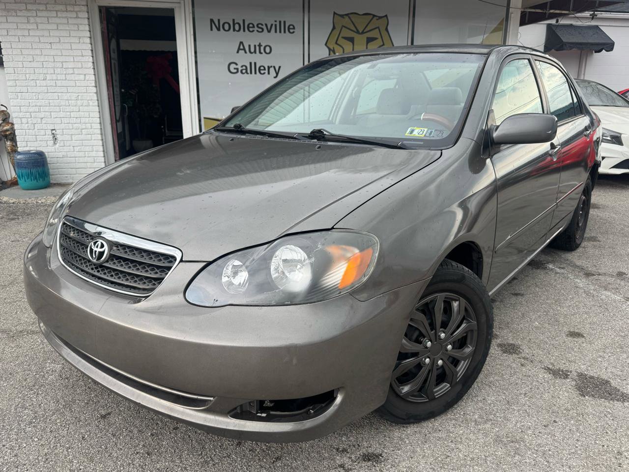 Used 2006 Toyota Corolla CE FWD image 1