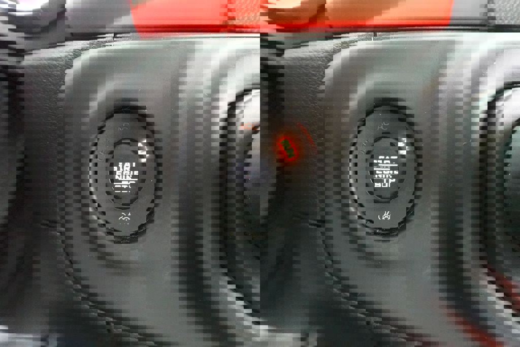 Used 2020 Jeep Wrangler Unlimited Rubicon image 22