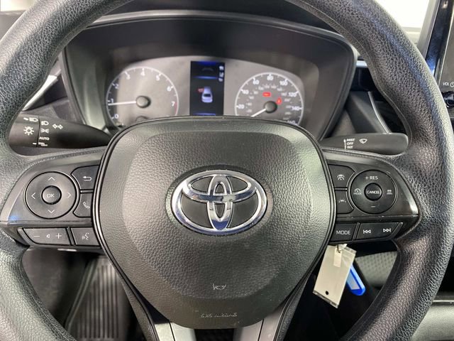 Used 2025 Toyota Corolla LE FWD image 14