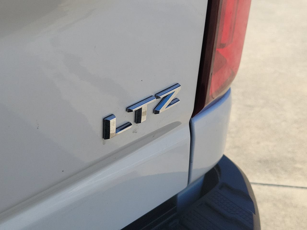 Certified 2022 Chevrolet Silverado 2500 LTZ w/ LTZ Plus Package AWD/4WD image 7