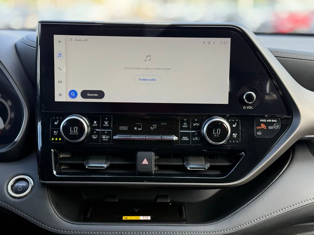 Used 2023 Toyota Highlander Limited image 26