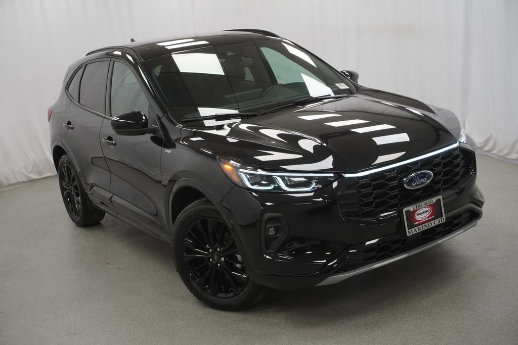 Used 2025 Ford Escape ST-Line Elite image 9