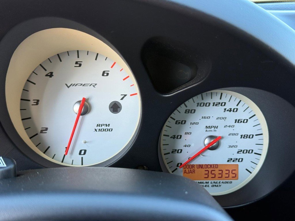 Used 2005 Dodge Viper SRT-10 image 27