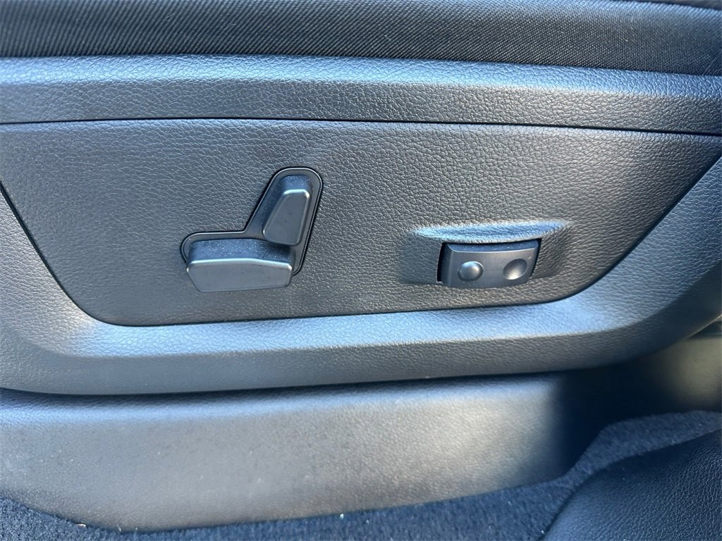 Certified 2025 RAM 2500 Limited w/ Towing Technology Group image 31