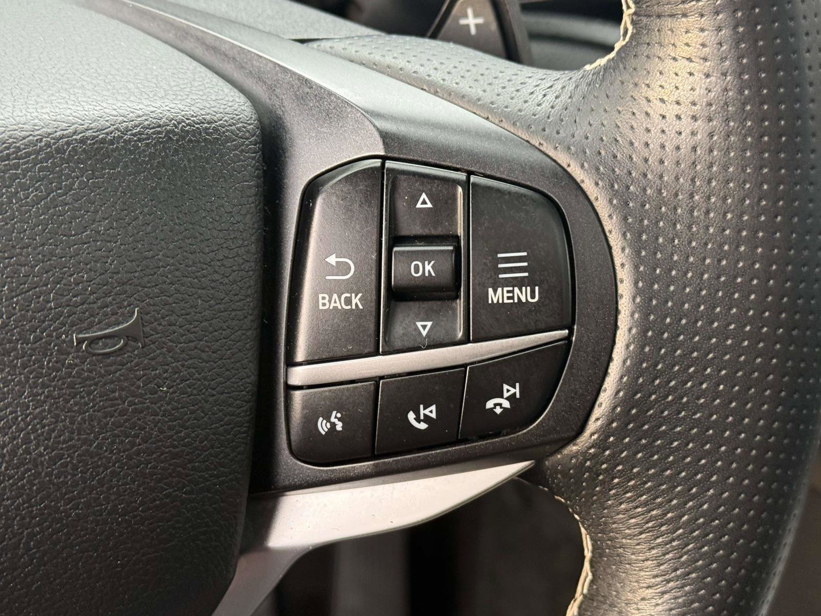 Used 2020 Ford Explorer ST w/ Premium Technology Package image 21