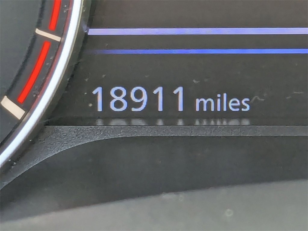 Used 2025 Nissan Altima 2.5 SR image 16