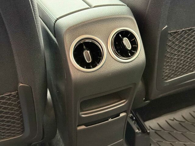 Used 2026 Mercedes-Benz GLB 250 4MATIC image 16