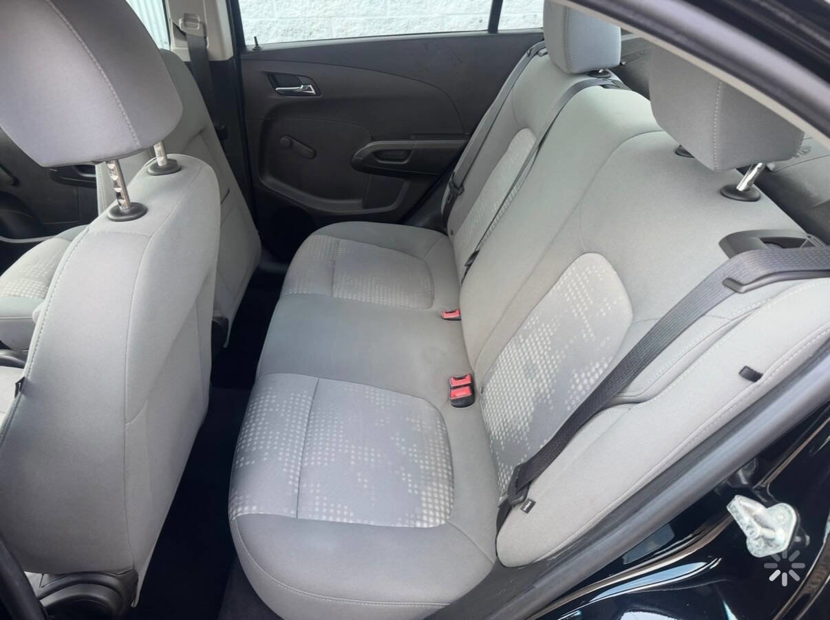 Used 2012 Chevrolet Sonic LS image 12