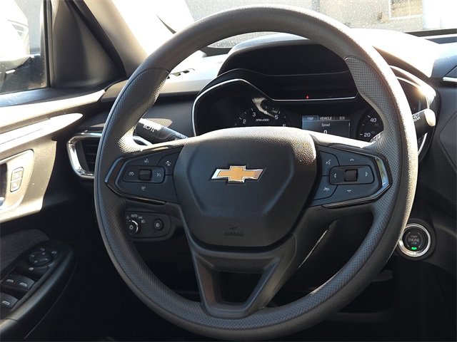 Used 2022 Chevrolet TrailBlazer LT w/ Confidence II Package image 14