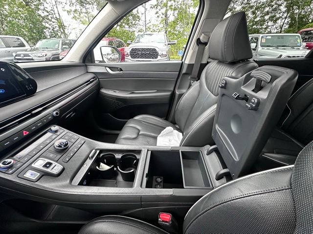 Used 2024 Hyundai Palisade Limited AWD/4WD image 26