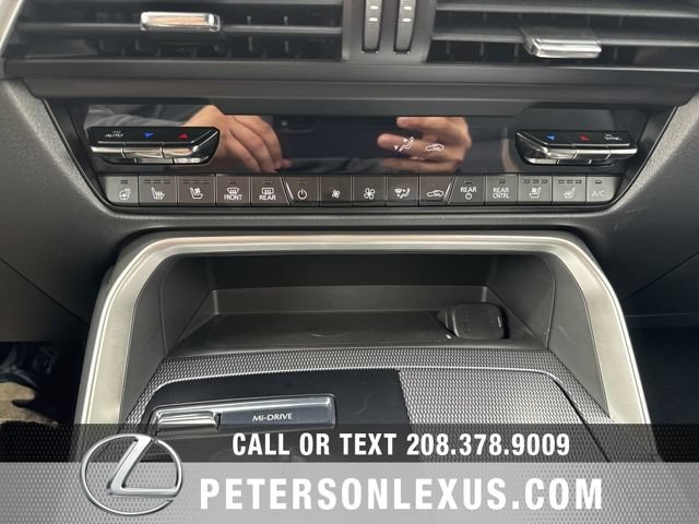 Used 2025 MAZDA CX-70 Plug-In Hybrid w/ Premium Plus AWD/4WD image 15