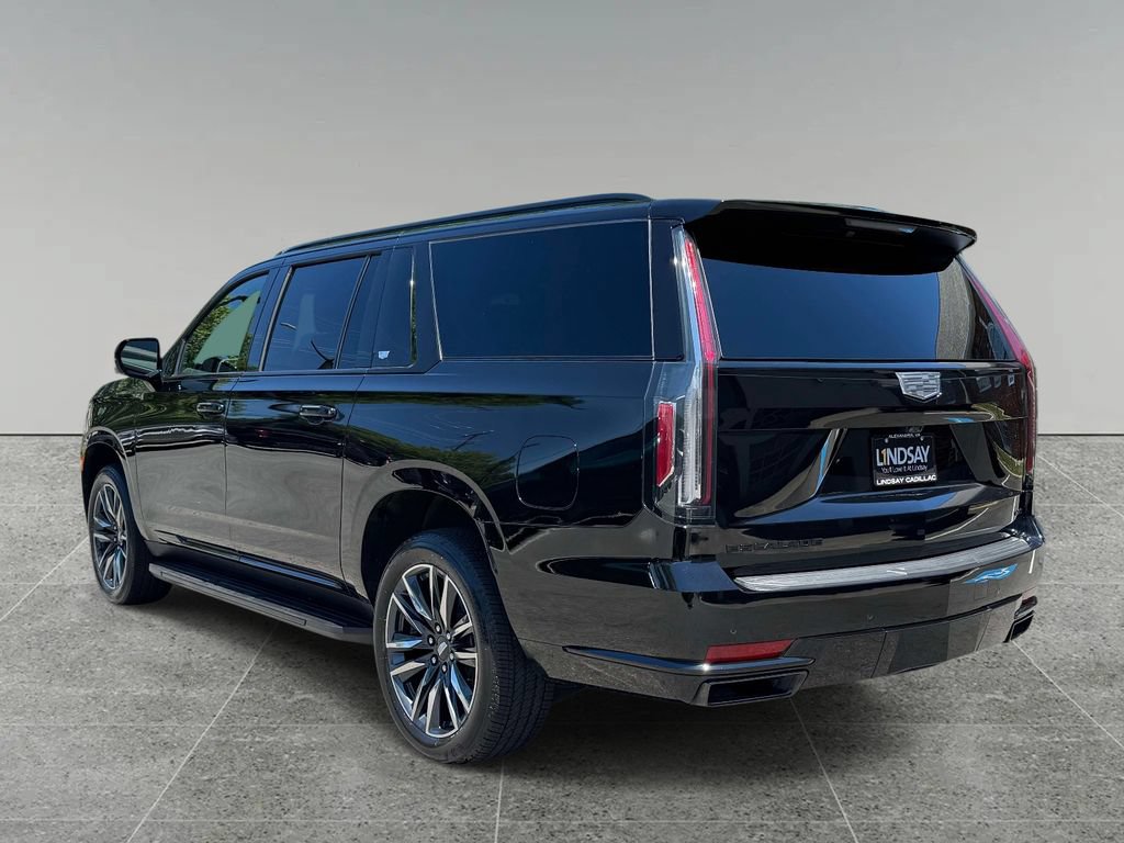 Used 2024 Cadillac Escalade ESV Sport AWD/4WD image 12