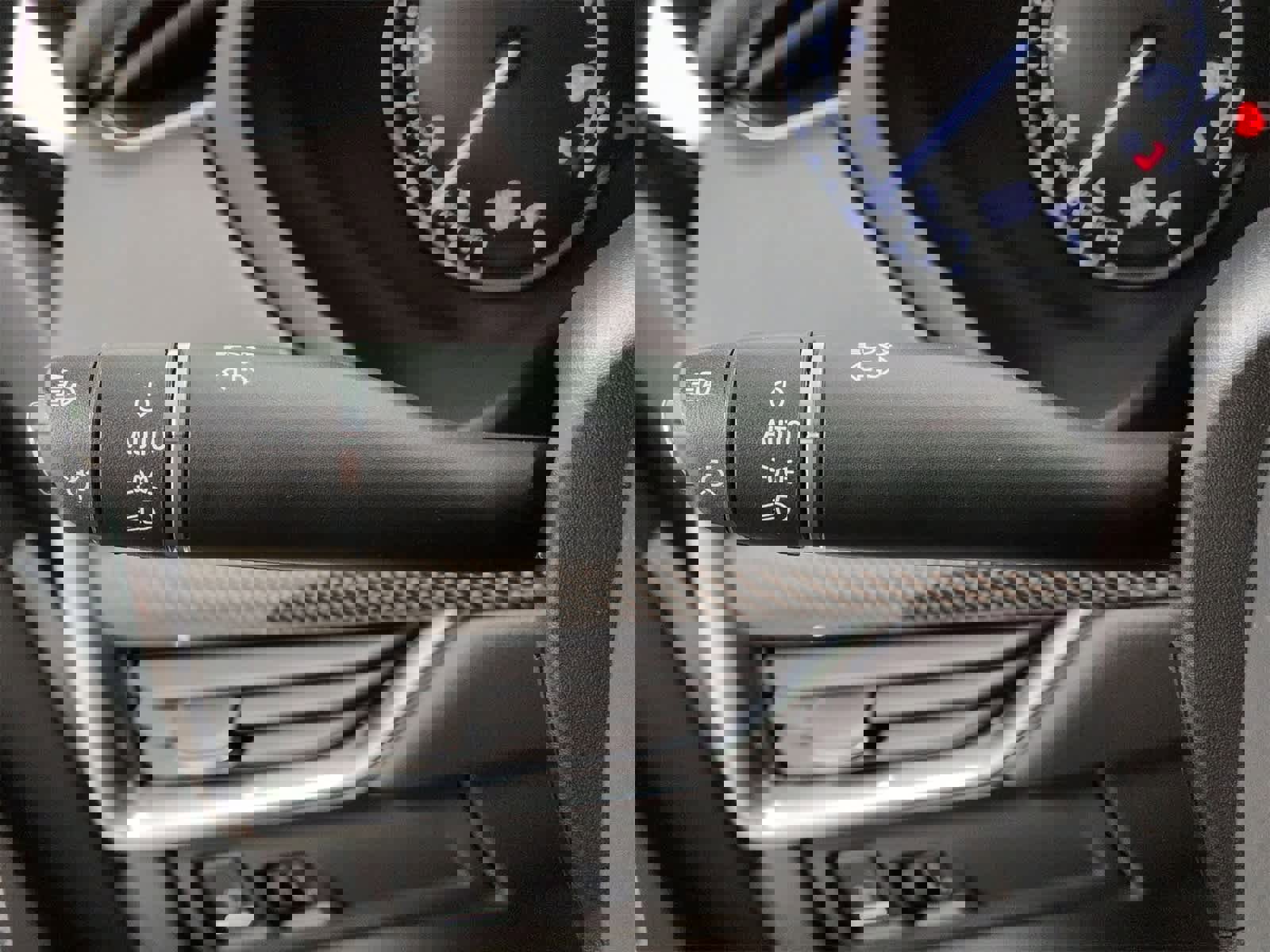 Used 2022 Cadillac XT4 Sport w/ Cold Weather Package image 27