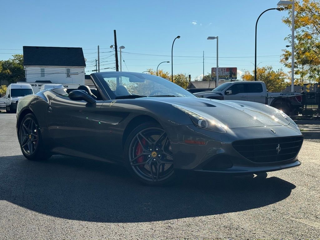 Used 2016 Ferrari California T image 10