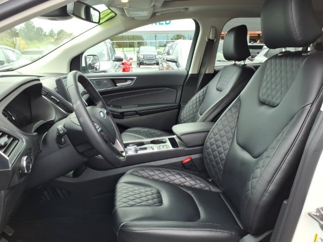 Certified 2024 Ford Edge Titanium AWD/4WD image 15