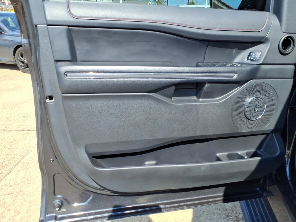 Used 2023 Ford Expedition Max Limited RWD image 28