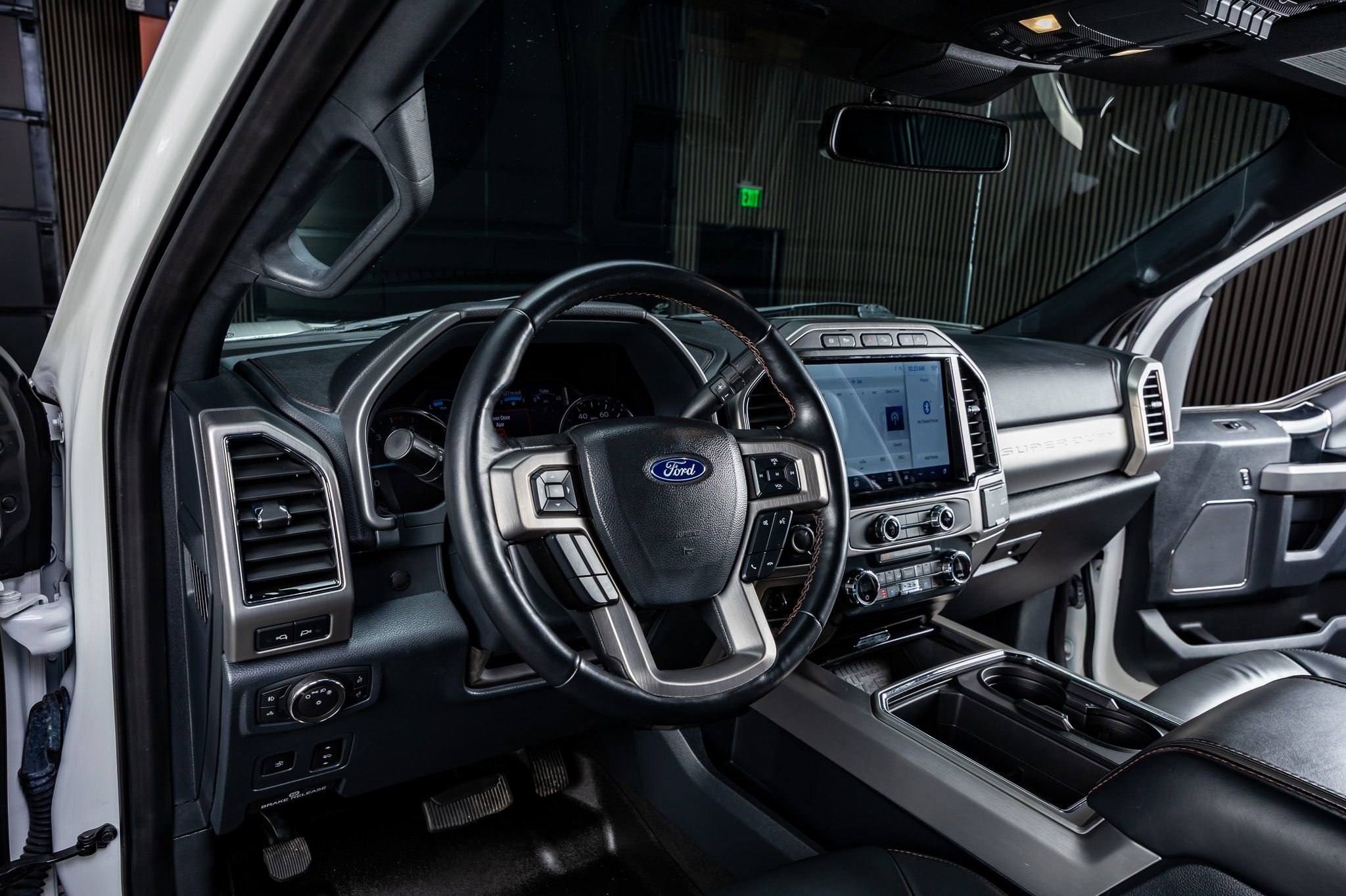 Used 2022 Ford F350 Platinum image 16