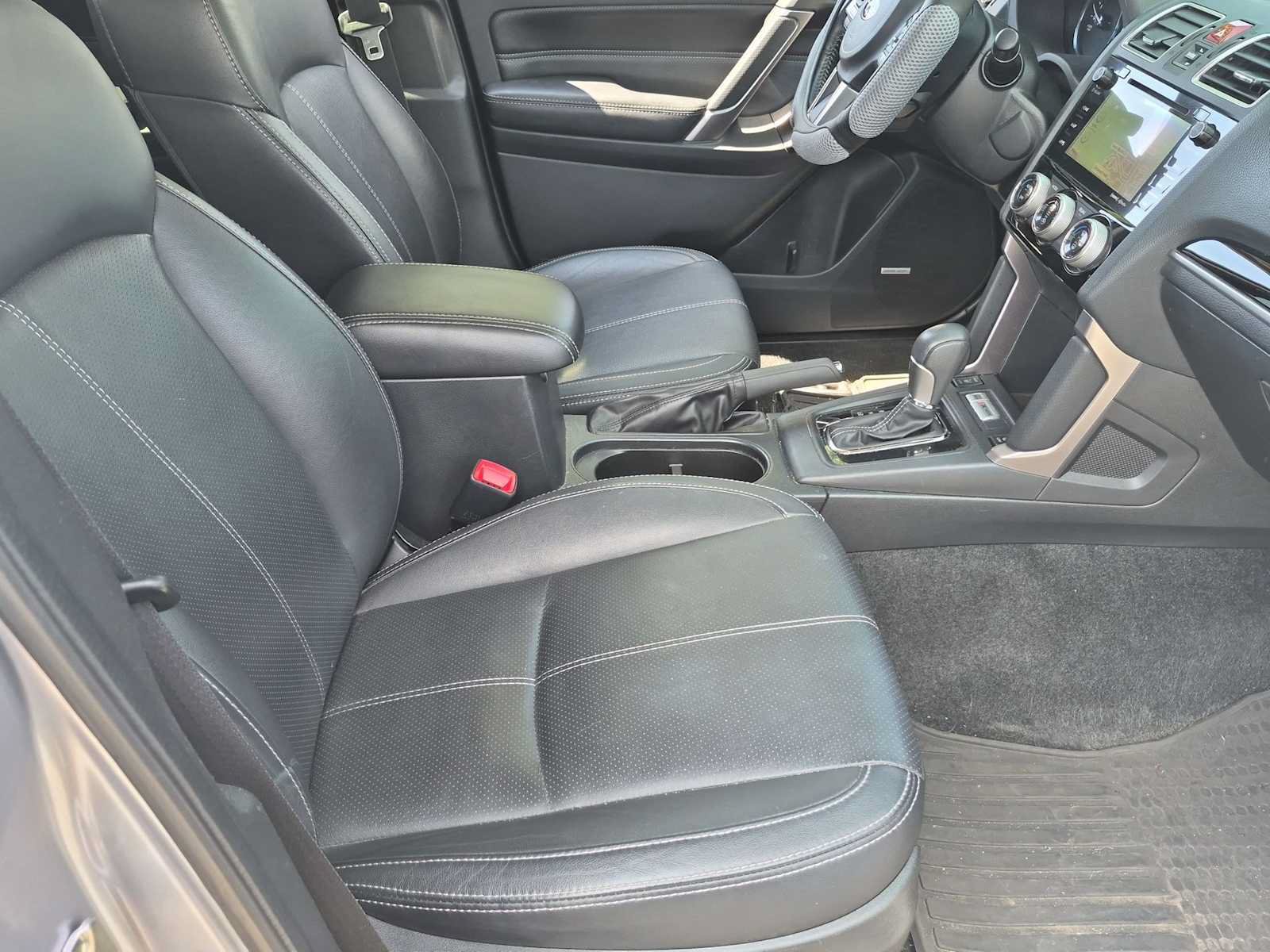 Used 2017 Subaru Forester 2.5i Touring AWD/4WD image 22