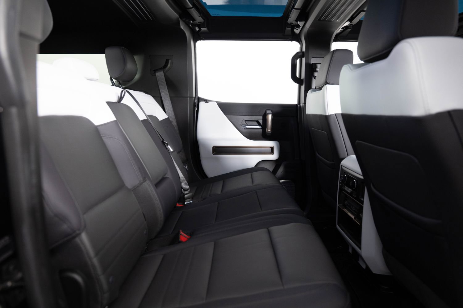 Used 2025 GMC Hummer EV 2X AWD/4WD image 22