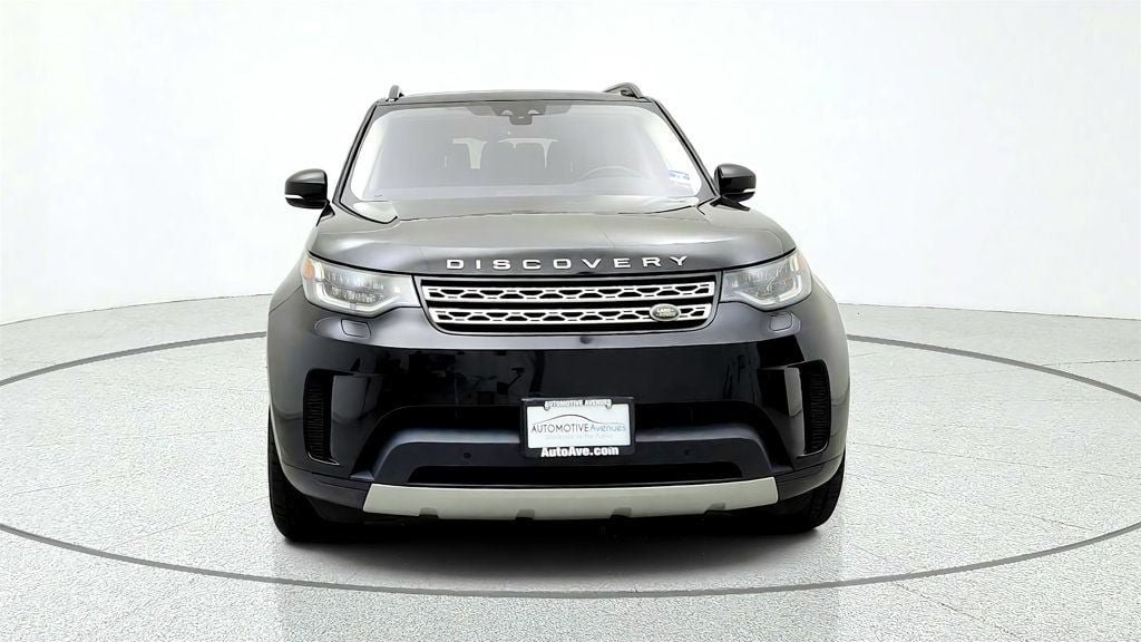 Used 2018 Land Rover Discovery HSE AWD/4WD image 2
