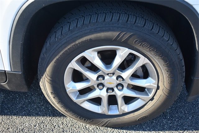 Used 2019 Chevrolet Traverse LT image 11