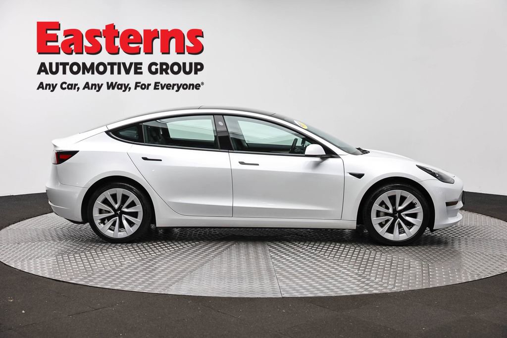 Used 2023 Tesla Model 3 Standard Range RWD image 4