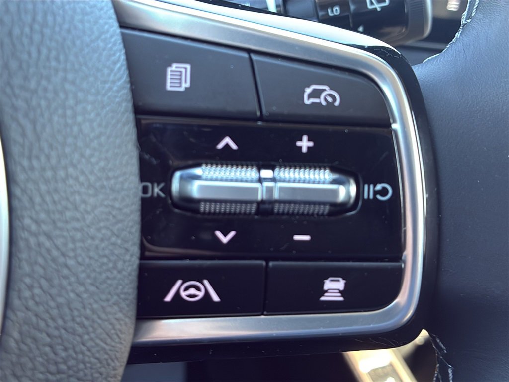 Used 2025 Kia Sorento EX image 34