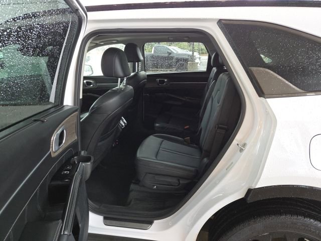 Used 2021 Kia Sorento EX image 27