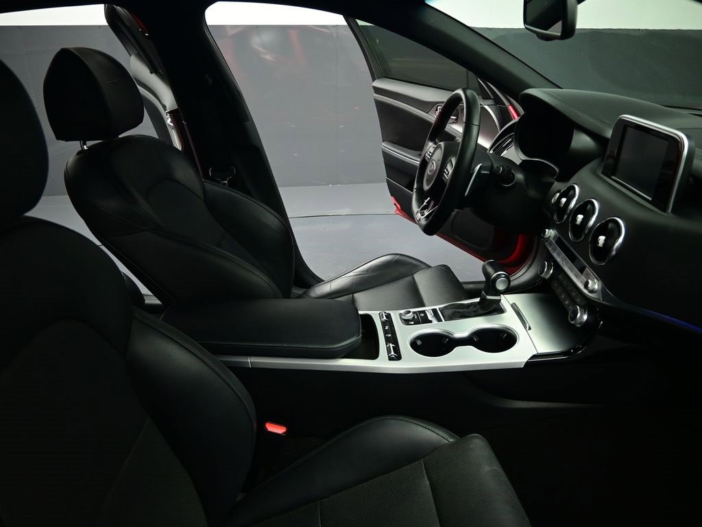 Certified 2019 Kia Stinger GT image 29