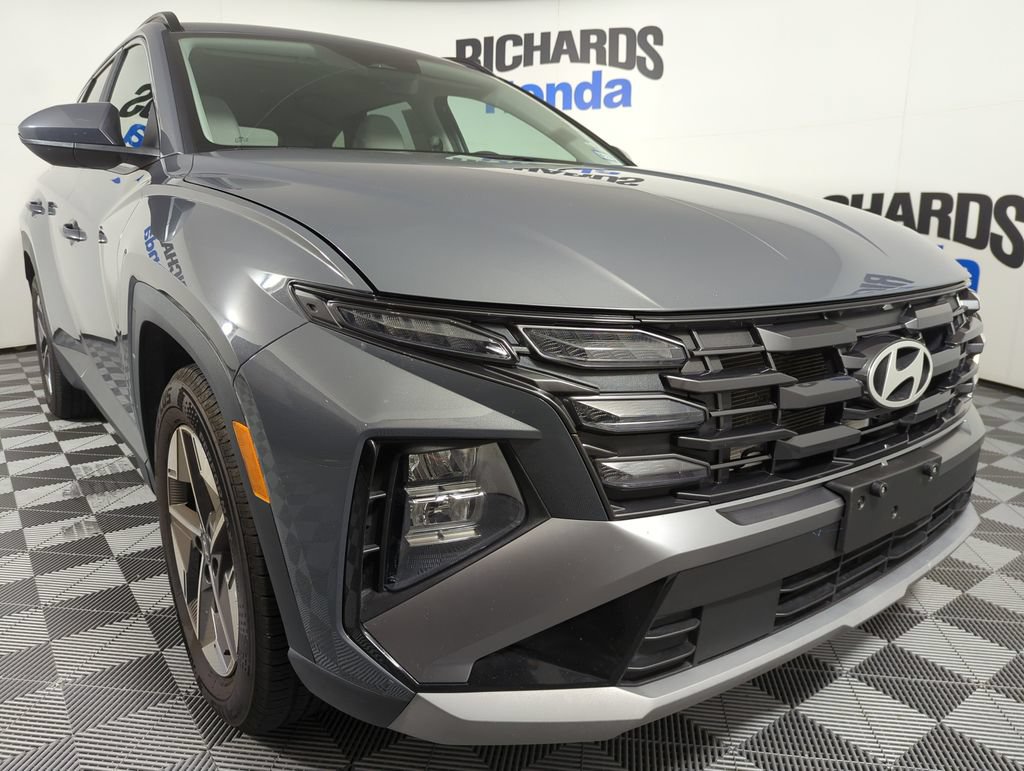 Used 2025 Hyundai Tucson SEL FWD image 6