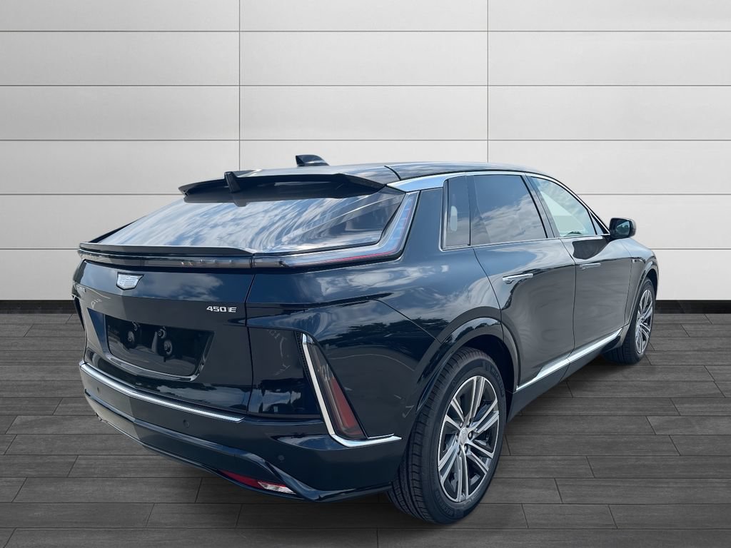 New 2026 Cadillac Lyriq Luxury RWD image 5