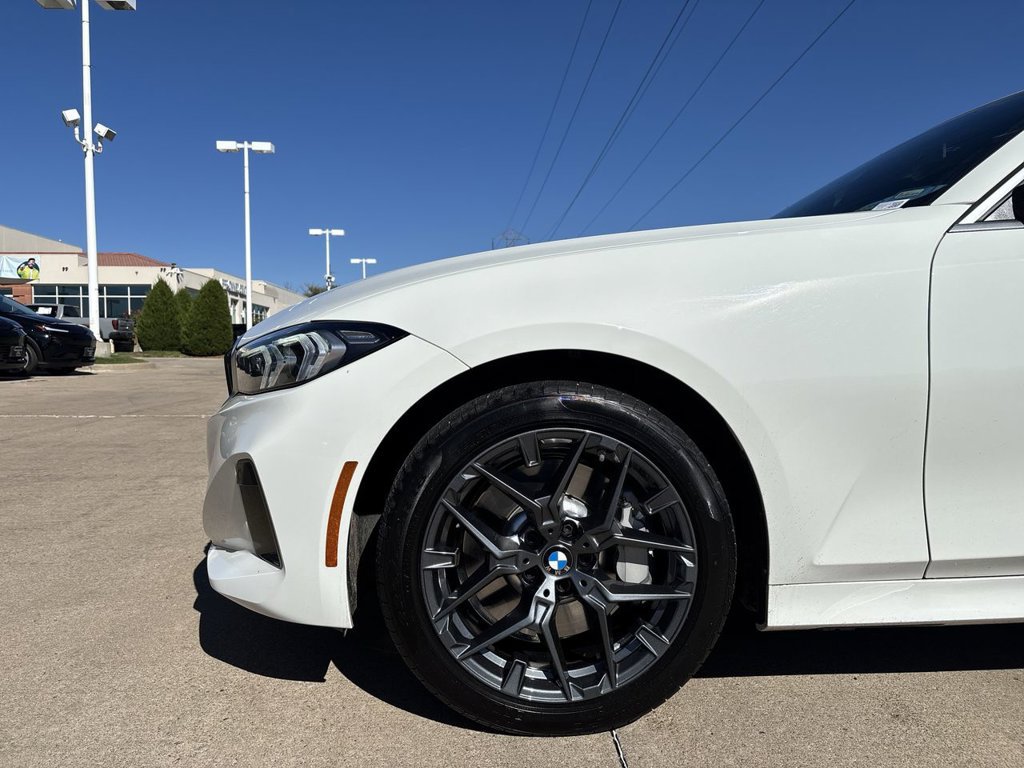 Used 2026 BMW 330i xDrive Sedan AWD/4WD image 39