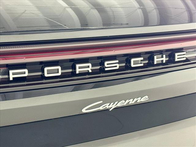 Certified 2026 Porsche Cayenne AWD/4WD image 25