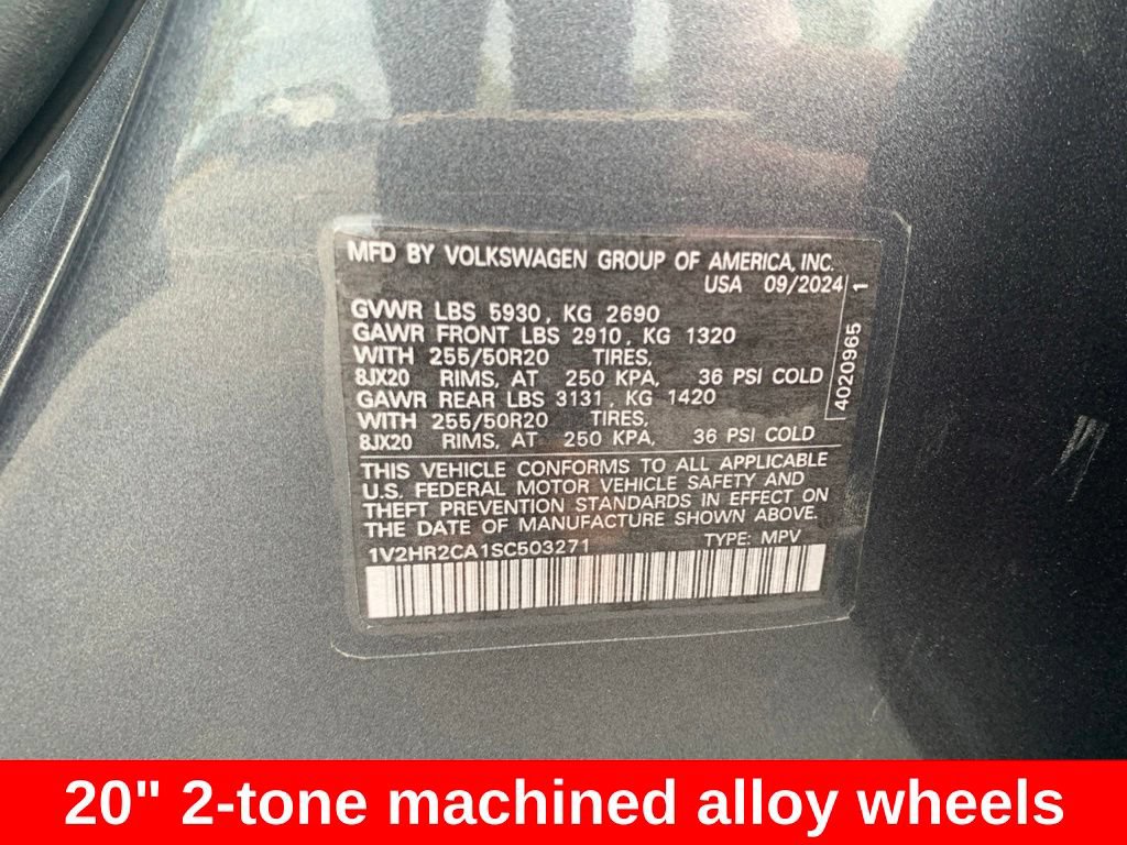 Used 2025 Volkswagen Atlas SE AWD/4WD image 15