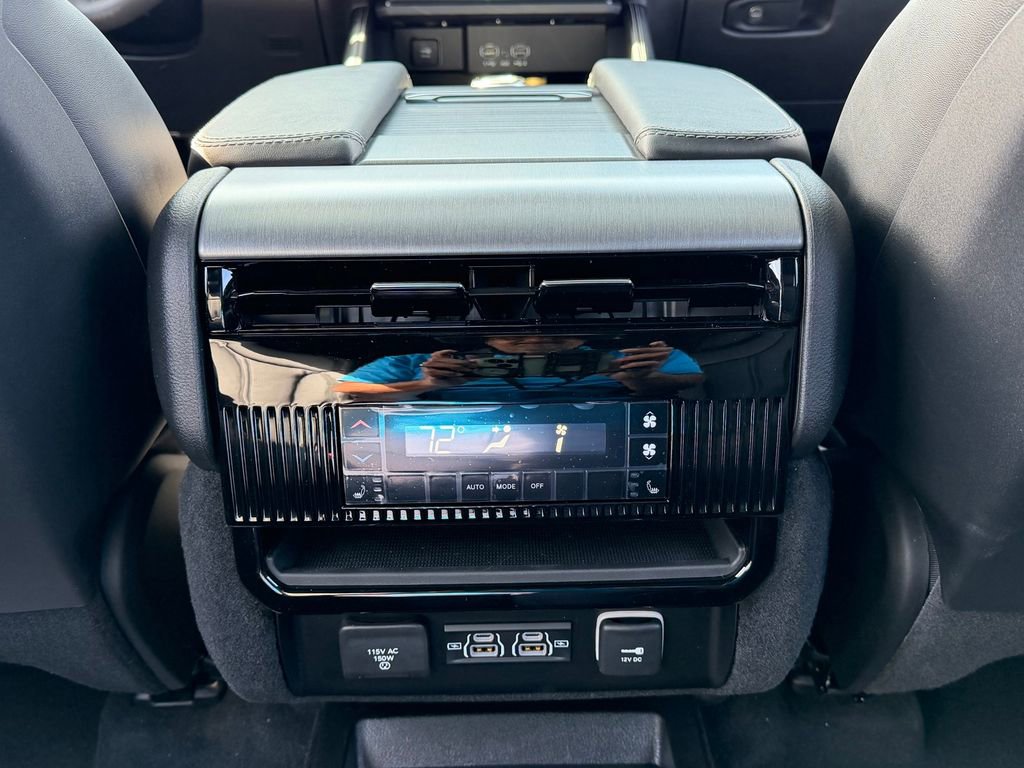 New 2026 Jeep Grand Wagoneer L Limited image 18