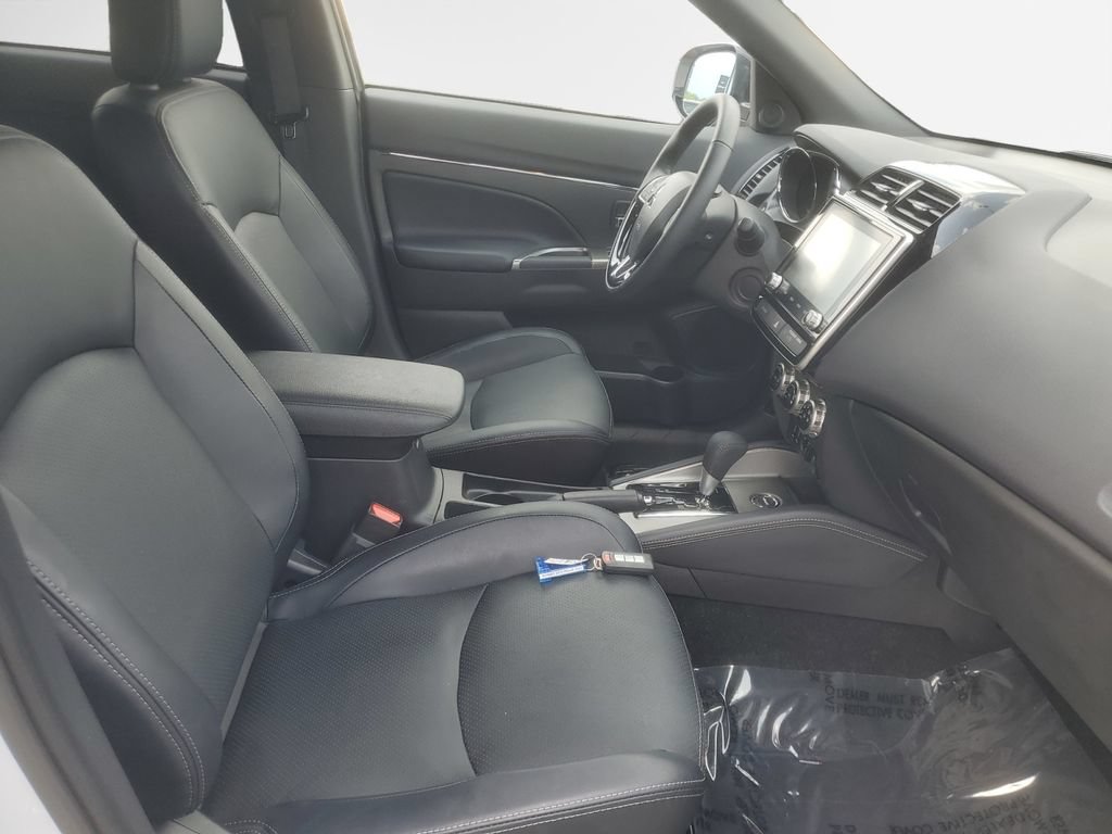 Used 2025 Mitsubishi Outlander Sport SEL AWD/4WD image 26
