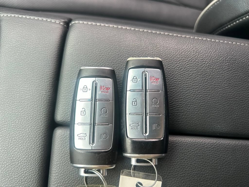 Used 2021 Genesis G80 3.5T AWD/4WD image 13