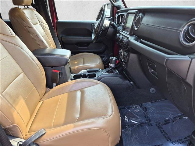 Used 2021 Jeep Wrangler Unlimited Sahara w/ Cold Weather Group AWD/4WD image 24
