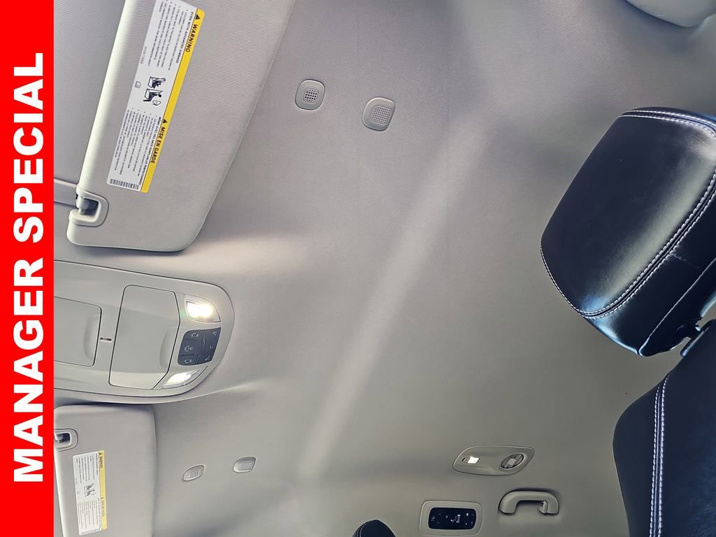 Used 2024 Chrysler Pacifica Touring-L image 31