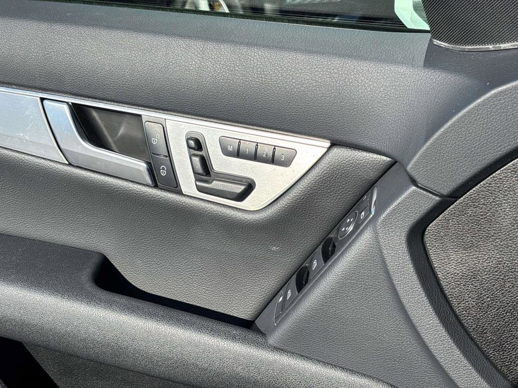 Used 2013 Mercedes-Benz C 300 Sport image 13