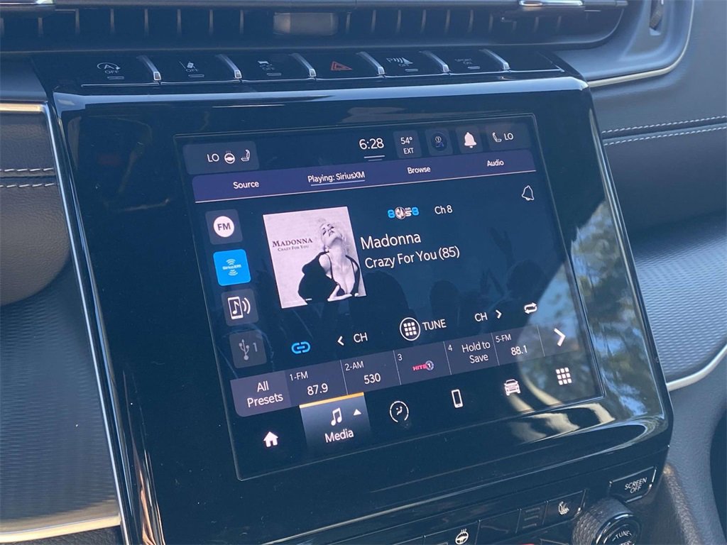 New 2025 Jeep Grand Cherokee L Altitude image 23