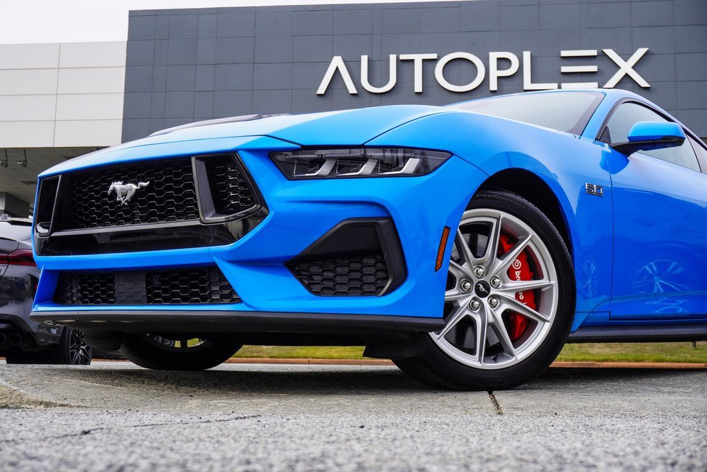 Used 2024 Ford Mustang GT Premium image 2