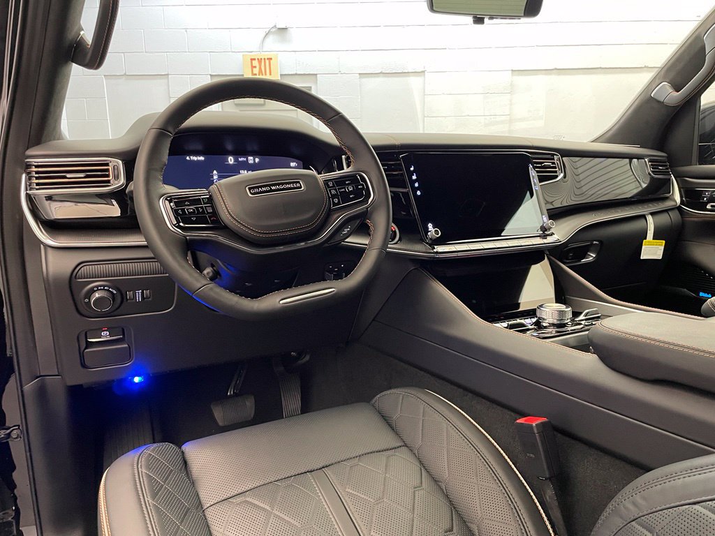 New 2026 Jeep Grand Wagoneer Summit AWD/4WD image 13