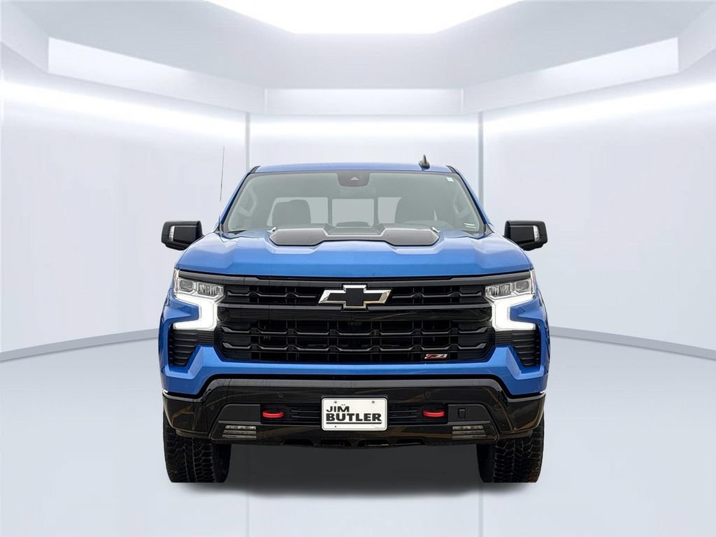 Used 2025 Chevrolet Silverado 1500 LT Trail Boss w/ Convenience Package II AWD/4WD image 12