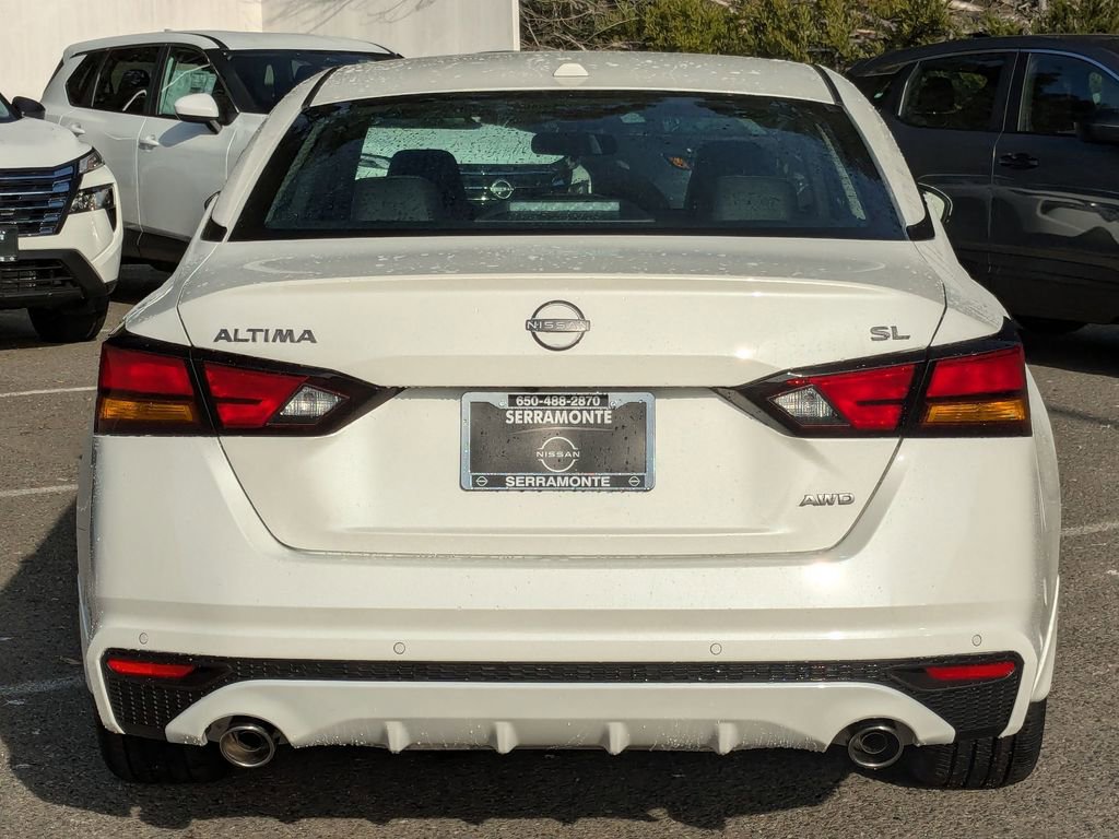 New 2025 Nissan Altima 2.5 SL AWD/4WD image 6