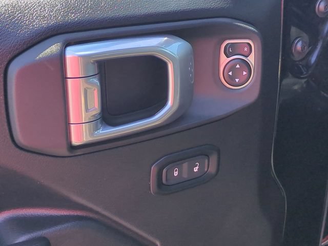 Used 2023 Jeep Gladiator Mojave w/ LED Lighting Group AWD/4WD image 24
