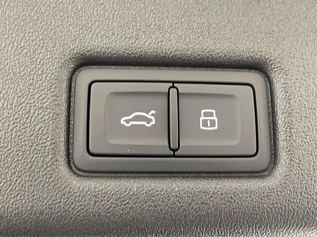 New 2026 Audi SQ5 Premium Plus AWD/4WD image 20