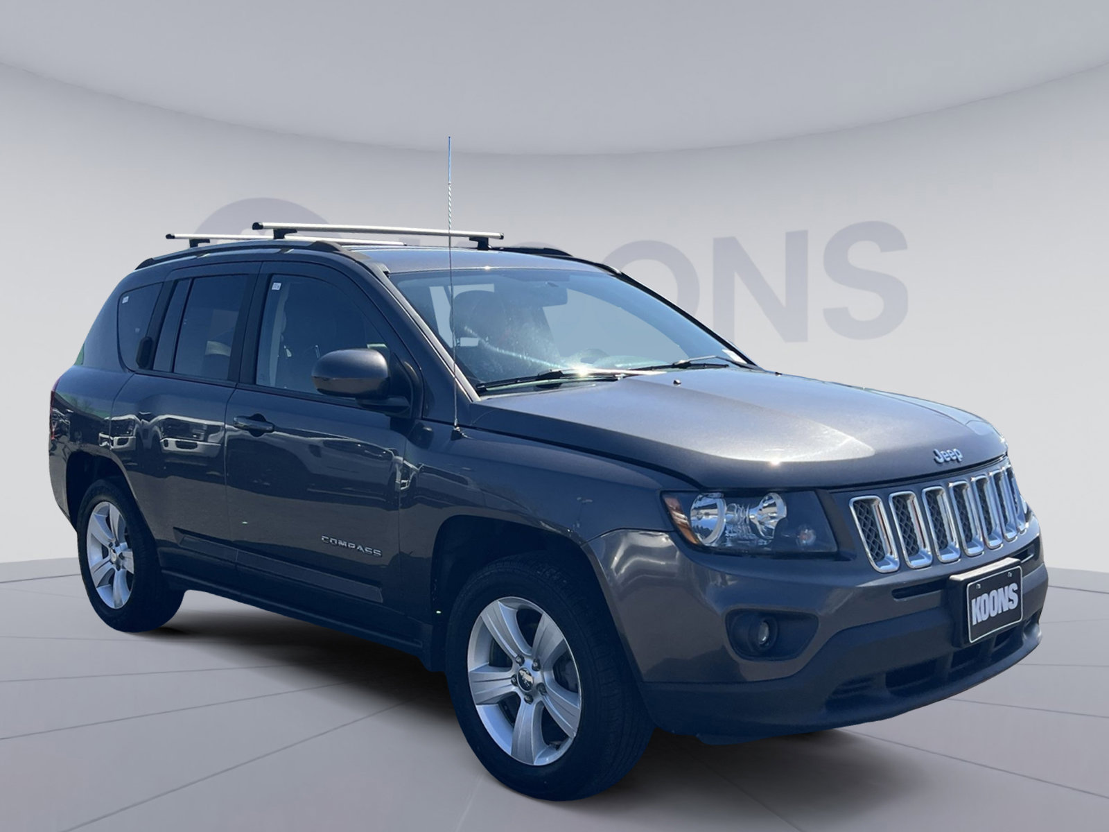 Used 2017 Jeep Compass Latitude image 10