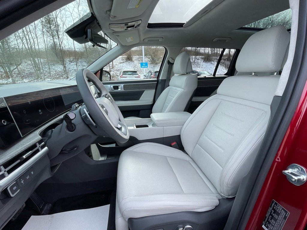 Used 2024 Hyundai Santa Fe Calligraphy image 31