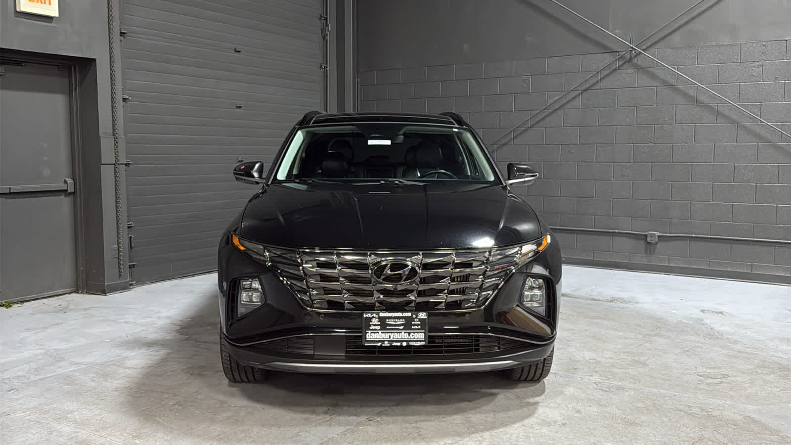 Used 2022 Hyundai Tucson Limited AWD/4WD image 2